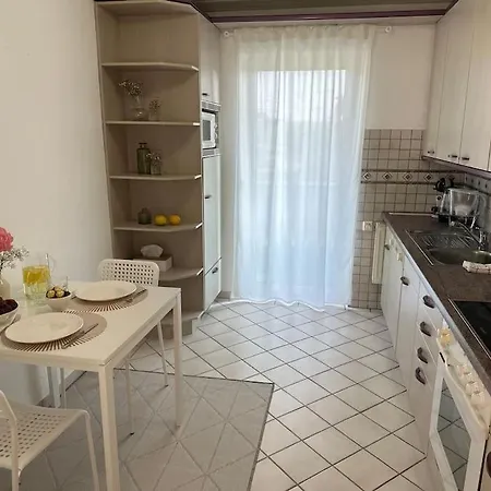 Helle Apartment
